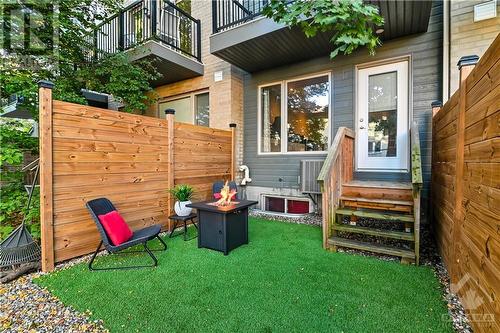 606 Terravita Private, Gloucester, ON - Outdoor With Balcony With Exterior