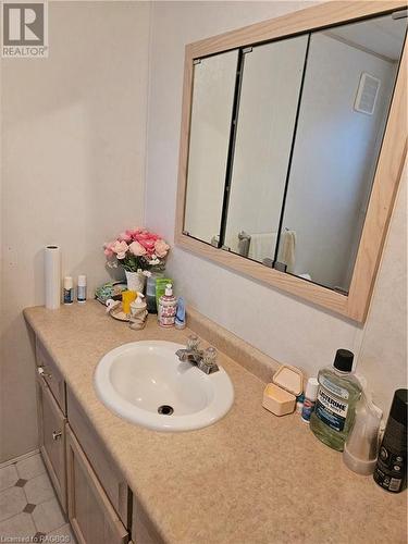 302694 Douglas Street, West Grey, ON - Indoor Photo Showing Bathroom