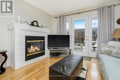17 Doctor Moore Crt, Halton Hills, ON - Indoor Photo Showing Living Room With Fireplace