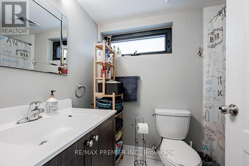 #624 -140 Widdicombe Hill Blvd, Toronto, ON - Indoor Photo Showing Bathroom