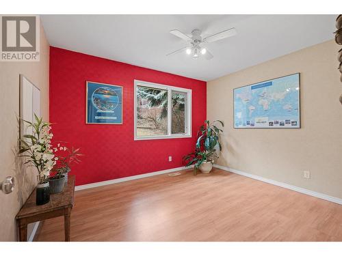 10943 Eva Road, Lake Country, BC - Indoor Photo Showing Other Room