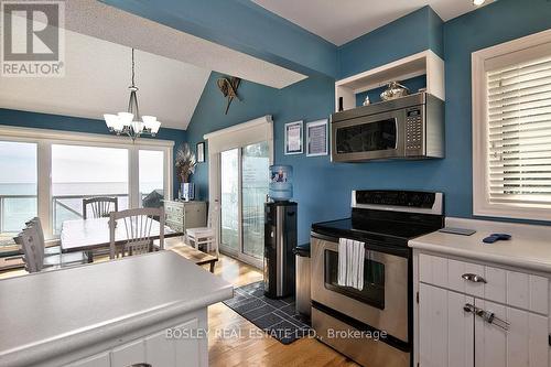283 Cedar Avenue E, Meaford, ON - Indoor Photo Showing Kitchen