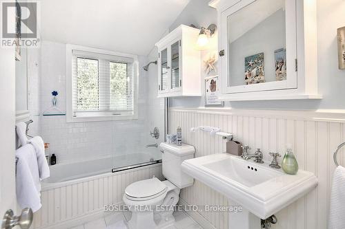 283 Cedar Avenue E, Meaford, ON - Indoor Photo Showing Bathroom
