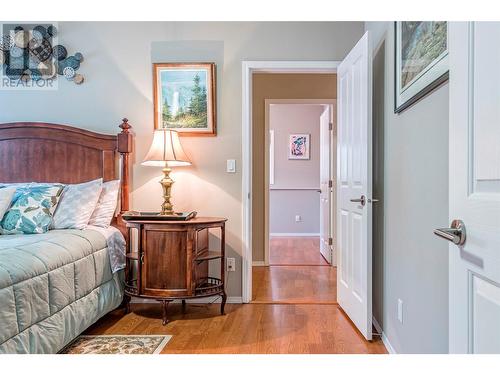 9474 Buchanan Road, Coldstream, BC - Indoor Photo Showing Bedroom