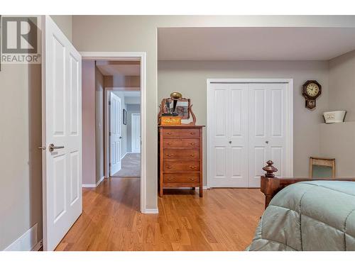 9474 Buchanan Road, Coldstream, BC - Indoor Photo Showing Bedroom