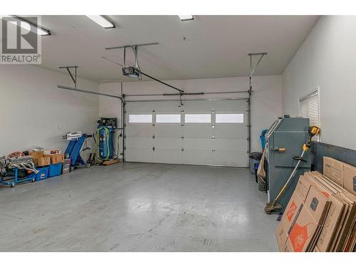 9474 Buchanan Road, Coldstream, BC - Indoor Photo Showing Garage