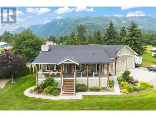 1312 Maier Road, Sicamous, BC - Outdoor