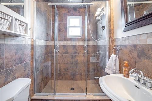 12238 - 12241 Lakeshore Road, Wainfleet, ON - Indoor Photo Showing Bathroom