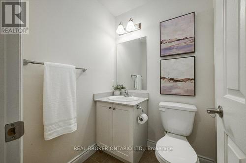 #24 -175 Ingersoll St N, Ingersoll, ON - Indoor Photo Showing Bathroom