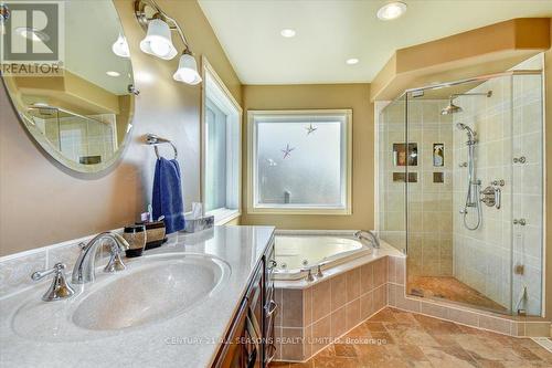 52 Nicklaus Drive, Bancroft, ON - Indoor Photo Showing Bathroom
