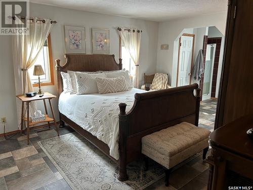 29 Lake Avenue, Martinsons Beach, SK - Indoor Photo Showing Bedroom