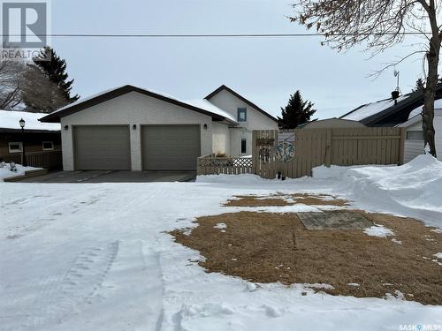 29 Lake Avenue, Martinsons Beach, SK - Outdoor