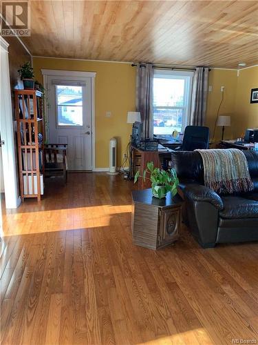 306 Westmorland Road, Saint John, NB - Indoor Photo Showing Living Room