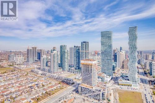 #4002 -3975 Grand Park Dr, Mississauga, ON - Outdoor With View