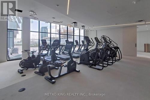 #2705 -3883 Quartz Rd, Mississauga, ON - Indoor Photo Showing Gym Room
