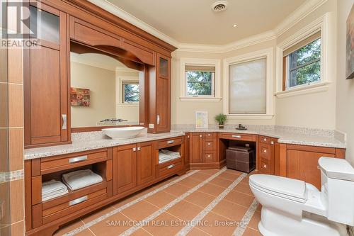 25 Turtle Lake Drive, Halton Hills, ON - Indoor Photo Showing Bathroom