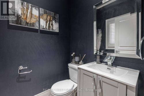 50 Riel Dr, Richmond Hill, ON - Indoor Photo Showing Bathroom
