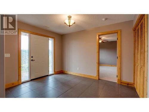 464 Mountain Drive, Vernon, BC - Indoor Photo Showing Other Room