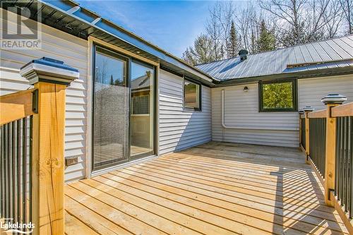 35 Chippewa Crescent, Tiny, ON - Outdoor With Exterior