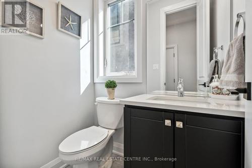 22 Kiernan Cres N, New Tecumseth, ON - Indoor Photo Showing Bathroom