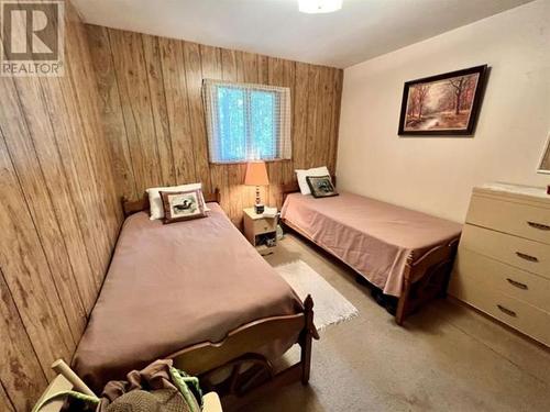 7591 S Canim Lake Road, Canim Lake, BC - Indoor Photo Showing Bedroom