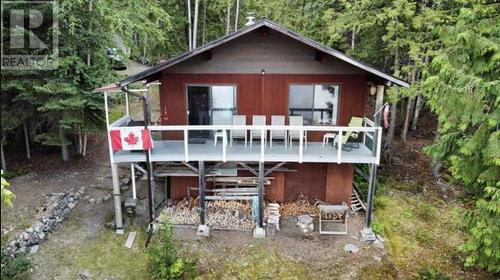 7591 S Canim Lake Road, Canim Lake, BC - Outdoor