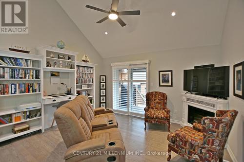204 Macintosh Lane, Meaford, ON - Indoor With Fireplace