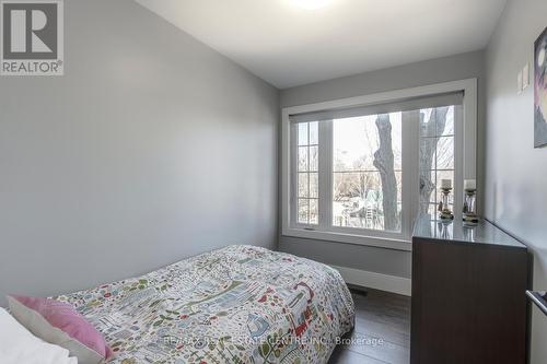 340 Wardell Street, Tay, ON - Indoor Photo Showing Bedroom