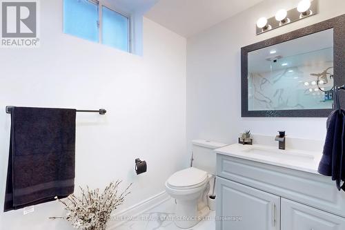 3074 Scotscraig Cres, Oakville, ON - Indoor Photo Showing Bathroom