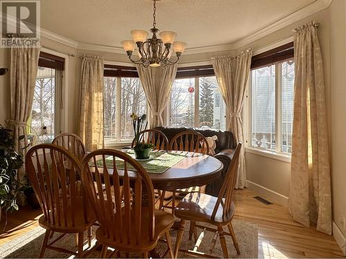 5308 51 Street, Fort Nelson, BC - Indoor Photo Showing Dining Room