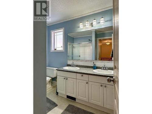 5308 51 Street, Fort Nelson, BC - Indoor Photo Showing Bathroom
