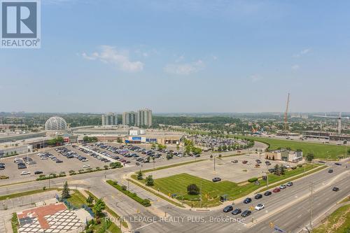 610 - 4699 Glen Erin Drive, Mississauga, ON - Outdoor With View