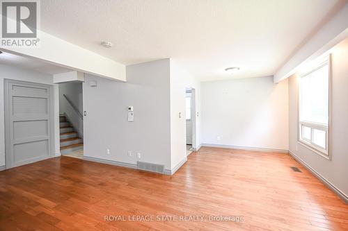 35 Prince Paul Crescent, St. Catharines, ON - Indoor Photo Showing Other Room