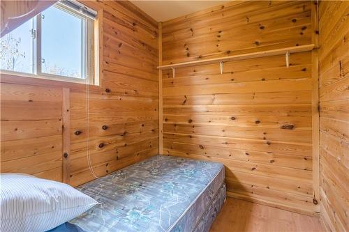 2 Cedar Creek Road, Rm Of Reynolds, MB - Indoor Photo Showing Bedroom