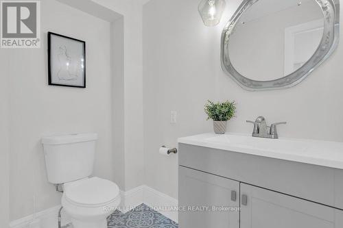 432 Main St, Prince Edward County, ON - Indoor Photo Showing Bathroom