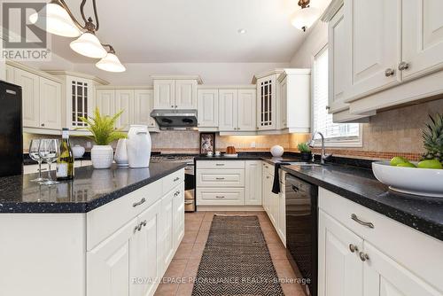 6 Dorset Court W, Belleville, ON - Indoor Photo Showing Kitchen