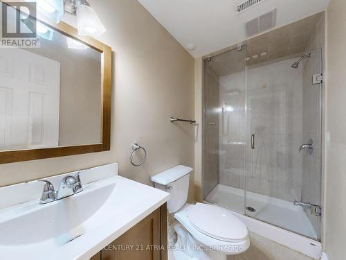 20 Kevi Crescent, Richmond Hill, ON - Indoor Photo Showing Bathroom