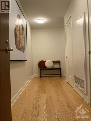 530 De Mazenod Avenue Unit#210, Ottawa, ON - Indoor Photo Showing Other Room