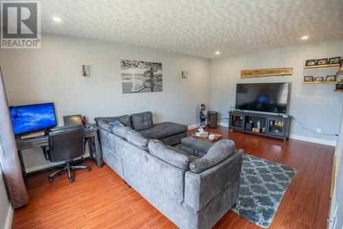 1732 Branch Drive, Cornwall, ON - Indoor Photo Showing Living Room