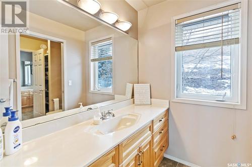 9 Pelican Pass, Blackstrap Thode, SK - Indoor Photo Showing Bathroom
