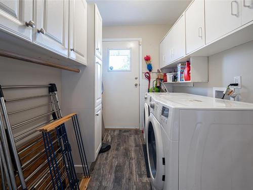 271 Glenmary Road, Enderby, BC - Indoor Photo Showing Laundry Room