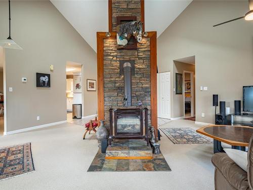 271 Glenmary Road, Enderby, BC - Indoor With Fireplace