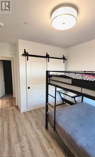 50 Grand Avenue S Unit# 711, Cambridge, ON - Indoor Photo Showing Bedroom