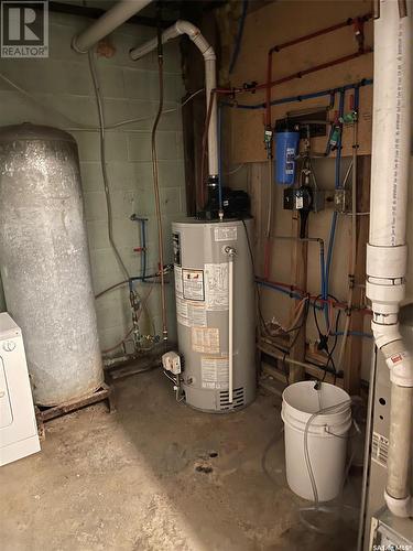 209 Pine Street, Chitek Lake, SK - Indoor Photo Showing Basement