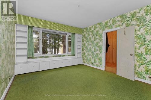 1097 Armstrong Pt Rd, Muskoka Lakes, ON -  Photo Showing Other Room