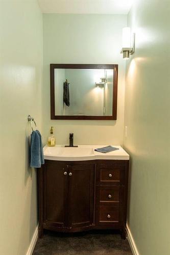 15038 132Ne Road, Arborg, MB - Indoor Photo Showing Bathroom