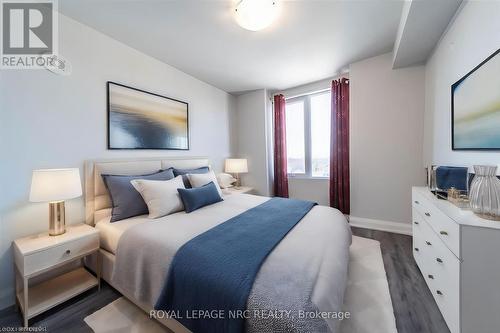#510 -5698 Main St, Niagara Falls, ON - Indoor Photo Showing Bedroom