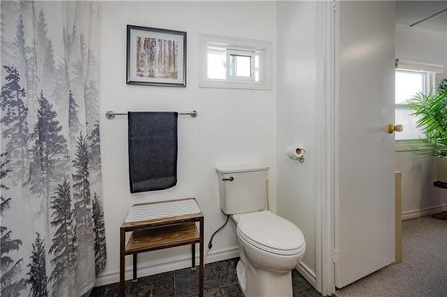 16 Shay Crescent, Winnipeg, MB - Indoor Photo Showing Bathroom
