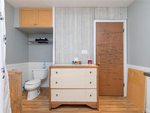 1335 Justine Pl, Langford, BC - Indoor Photo Showing Bathroom