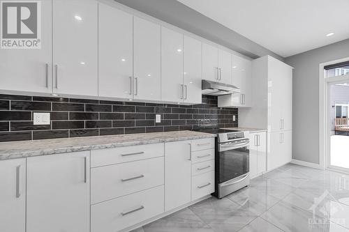 1005 Jubilation Court, Ottawa, ON - Indoor Photo Showing Kitchen With Upgraded Kitchen